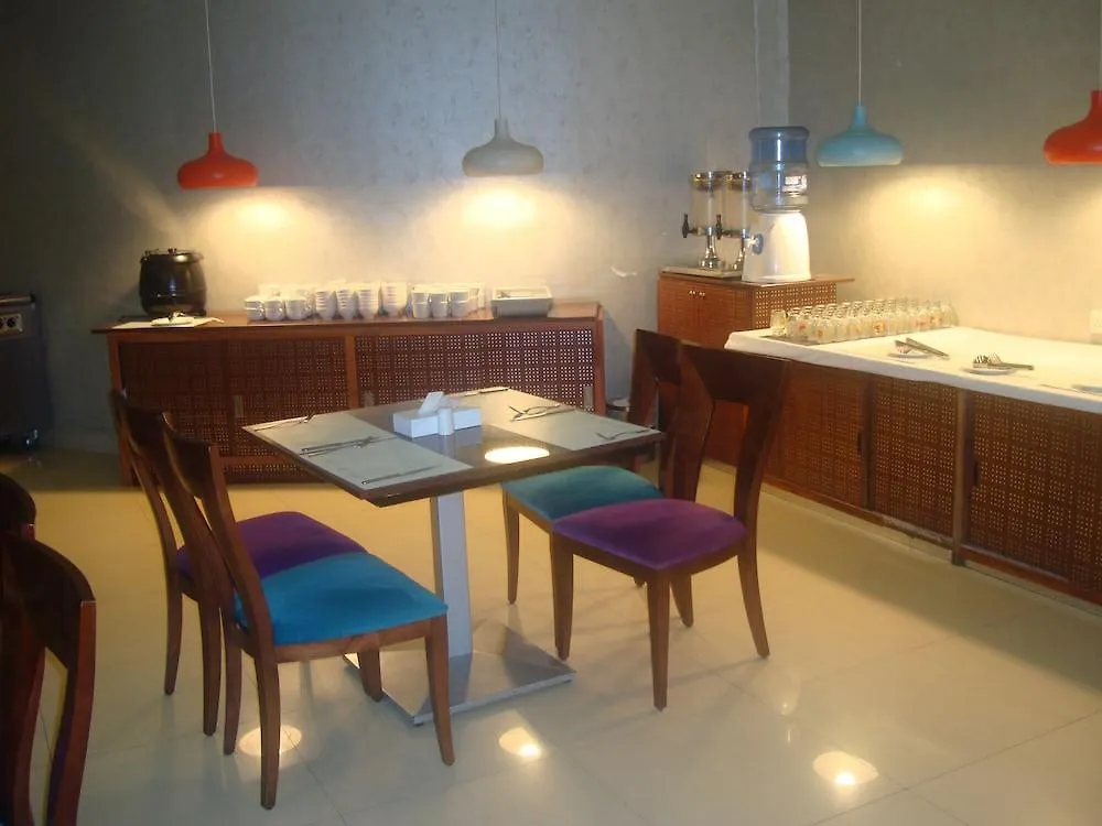 Al Manar Grand Hotel Apartment Dubai