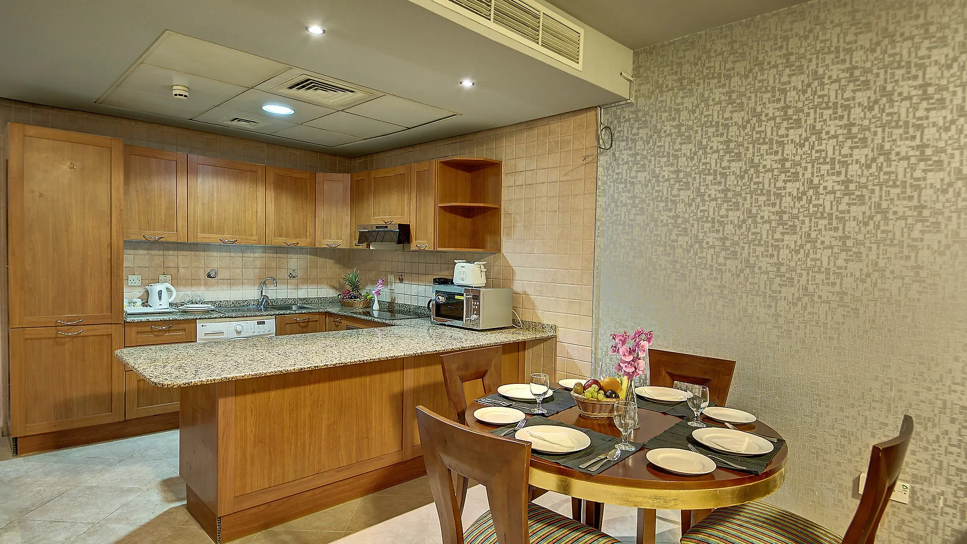 Al Manar Grand Hotel Apartment Dubai